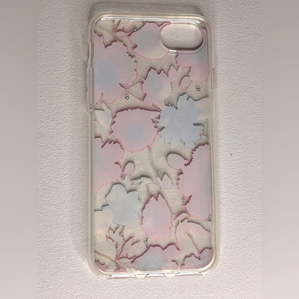 NWOT Iphone SE Case! - Picture 4 of 4
